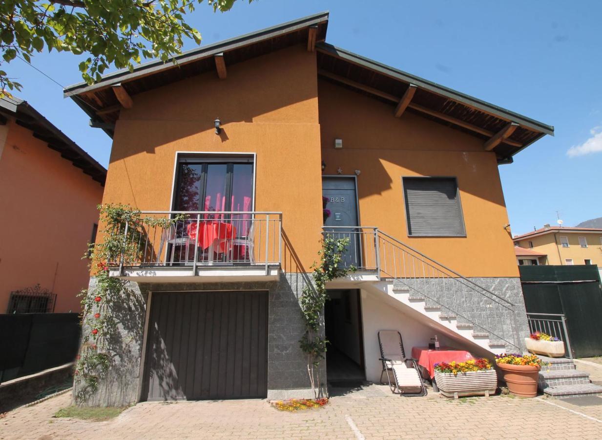 Bed and Breakfast Beb Da Gaia E Giulio Reno Di Leggiuno Exteriér fotografie
